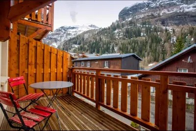 Vue générale sur la montagne ou vue sur la montagne depuis l'appartement