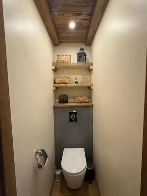 Salle de bains dans l'établissement MyHome - L'Absinthe Bleue - Appartement 4-6 personnes neuf 4 étoiles - balcon sud- ski aux pieds - Tignes Val Claret