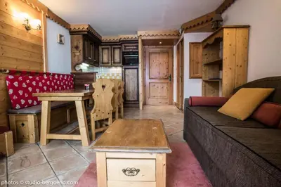 Cuisine ou kitchenette dans l'établissement Résidence Roselend - ROSELEND B30 MAE-0051