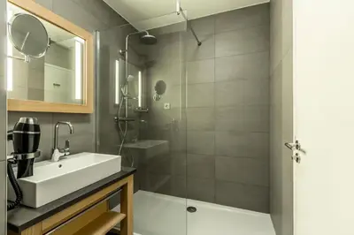 Salle de bains dans l'établissement Résidence Les Monarques - MONARQUES 912 MAE-0141