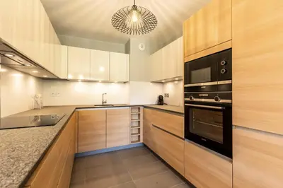 Cuisine ou kitchenette dans l'établissement Résidence Les Monarques - MONARQUES 905 MAE-0151