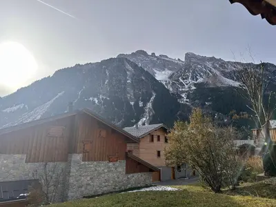 Vue générale sur la montagne ou vue sur la montagne depuis l'appartement