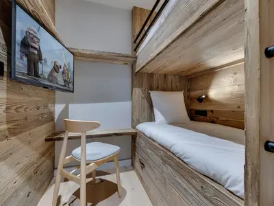 Un ou plusieurs lits dans un hébergement de l'établissement Charmant Appartement Centre Val d'Isère - 4 Pers, Balcon, WiFi - FR-1-567-130