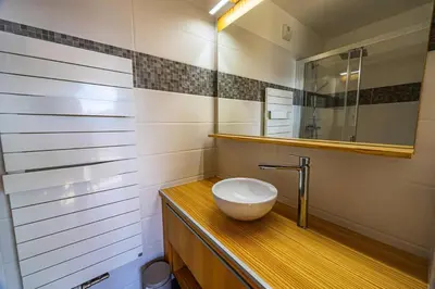 Salle de bains dans l'établissement Résidence L'ecrin - ECRIN A22 MAE-0131