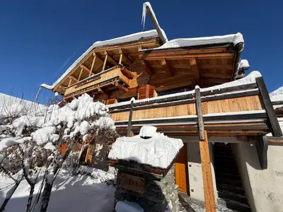 L'établissement 3 Chalets Paradiski, les Arcs Peisey Vallandry - 10 personne x 3 en hiver