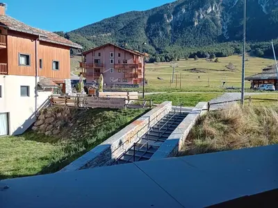 Vue générale sur la montagne ou vue sur la montagne depuis l'appartement