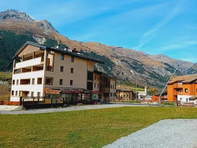Vue générale sur la montagne ou vue sur la montagne depuis l'appartement