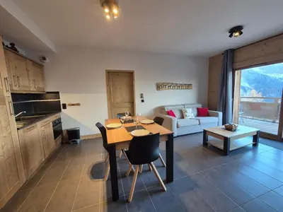 Cuisine ou kitchenette dans l'établissement Fermes Eugénie A5 - Superbe appartement 3 pièces - St Foy Station