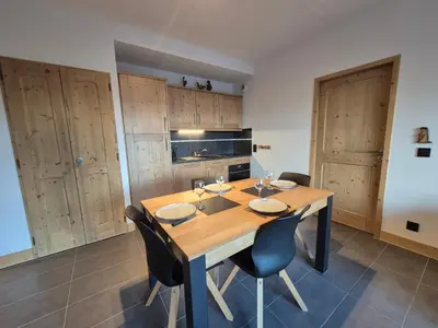 Cuisine ou kitchenette dans l'établissement Fermes Eugénie A5 - Superbe appartement 3 pièces - St Foy Station