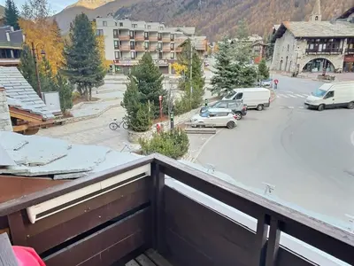 Vue générale sur la montagne ou vue sur la montagne depuis l'appartement