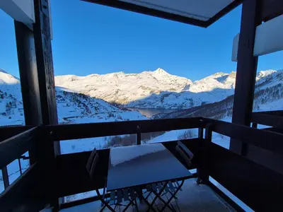 Vue générale sur la montagne ou vue sur la montagne depuis l'appartement