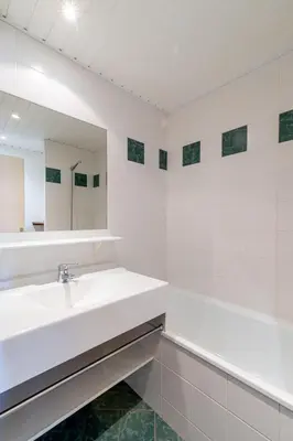 Salle de bains dans l'établissement Studio Home Club - Lavachet-13 by Interhome