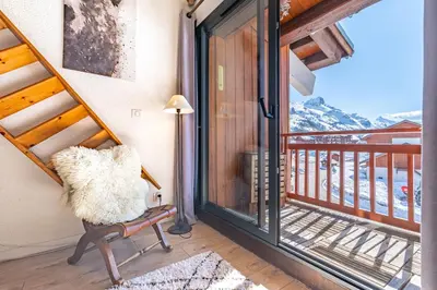 Vue générale sur la montagne ou vue sur la montagne depuis l'appartement