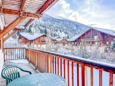 Vue générale sur la montagne ou vue sur la montagne depuis l'appartement