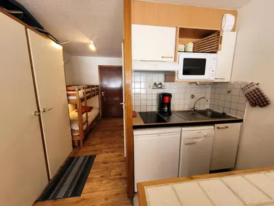 Cuisine ou kitchenette dans l'établissement Résidence Le Soliet 2 - 2 Pièces pour 6 Personnes MAE-7771