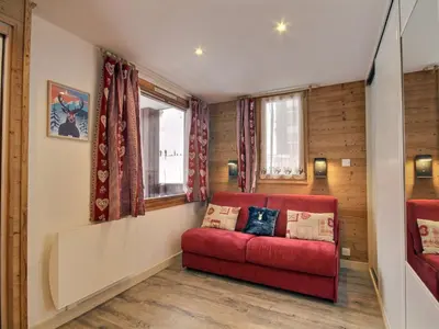 Coin salon dans l'établissement Studio-cabine rénové 4 pers, balcon, Belle Plagne - FR-1-455-264