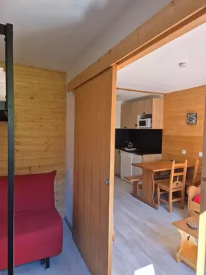 Cuisine ou kitchenette dans l'établissement HB 1613 - Beau T2, 5pers, ski aux pieds