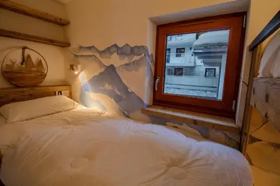 Un ou plusieurs lits dans un hébergement de l'établissement Superb renovated apartment Turios 1