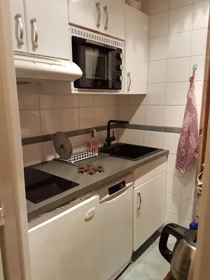 Cuisine ou kitchenette dans l'établissement MyHome PRA37 - Emplacement exceptionnel - T2 6 pax - dernier etage vue montagne