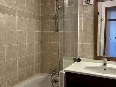 Plan de l'établissement Appartement spacieux 11 pers, 3 ch, parking, ski aux pieds - FR-1-351-251