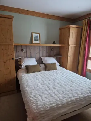 Un ou plusieurs lits dans un hébergement de l'établissement Arc 1950 - Appartement 2 chambres - 6 personnes - 53m2-ski aux pieds - Les Sources de Marie