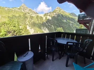 Vue générale sur la montagne ou vue sur la montagne depuis l'appartement