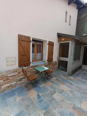Terrasse ou espace extérieur de l'établissement La grange d'Alexandre 6 personnes