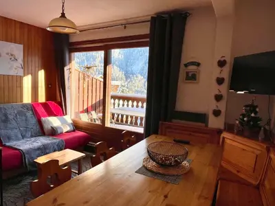 Coin salon dans l'établissement Appartement Chez Jean - 2 chambres - Centre du Village - À 30 mètres des télécabines