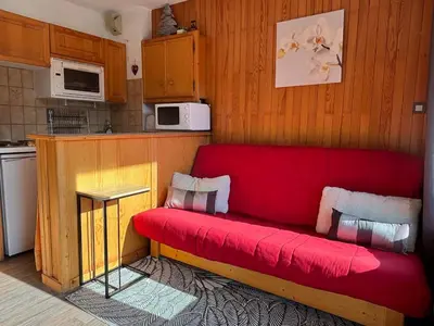 Cuisine ou kitchenette dans l'établissement Appartement Chez Jean - 2 chambres - Centre du Village - À 30 mètres des télécabines