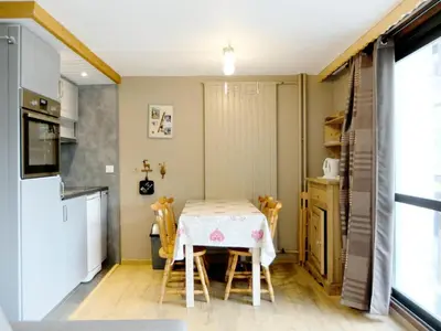 Cuisine ou kitchenette dans l'établissement Résidence Palafour - Studio profitant d'une vue sur la grande motte MAE-8154