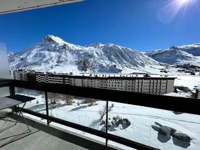 Vue générale sur la montagne ou vue sur la montagne depuis l'appartement