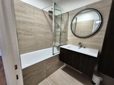 Salle de bains dans l'établissement Résidence Bec Rouge - Appartement rénové·Skis aux pieds·Balcon MAE-1061