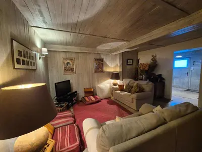 Télévision ou salle de divertissement dans l'établissement Chalet Cent Names - 8 pers - St Foy Station