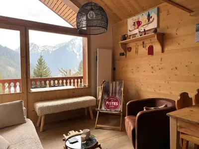 Vue générale sur la montagne ou vue sur la montagne depuis l'appartement