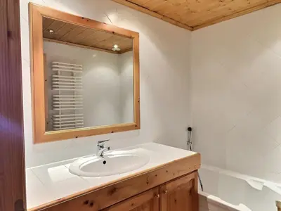 Plan de l'établissement Appartement 3 pièces pour 6 pers., proche pistes de ski, WIFI, Val d'Isère - FR-1-411-972