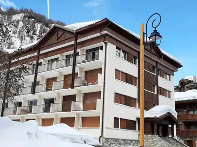 Plan de l'établissement Appartement 3 pièces pour 6 pers., proche pistes de ski, WIFI, Val d'Isère - FR-1-411-972