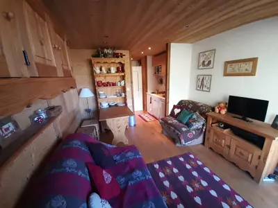 Télévision ou salle de divertissement dans l'établissement Family mountain apartment