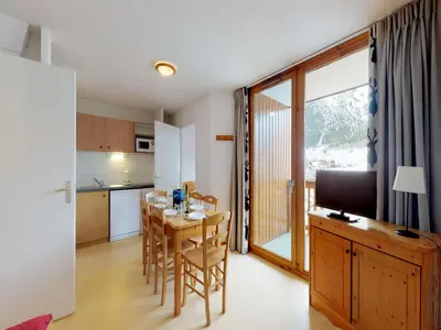 Cuisine ou kitchenette dans l'établissement Apartment with balcony in Val Cenis