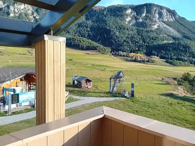 Vue générale sur la montagne ou vue sur la montagne depuis l'appartement