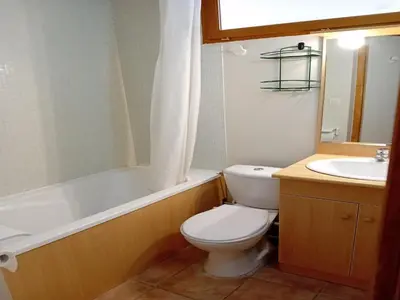 Salle de bains dans l'établissement Apartment for 4 people in Val Cenis