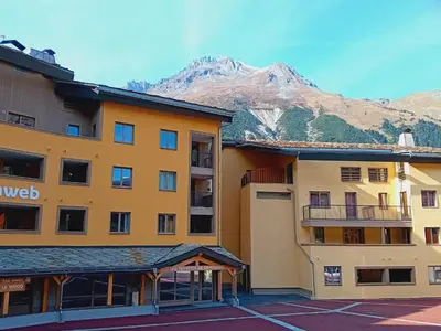 Vue générale sur la montagne ou vue sur la montagne depuis l'appartement