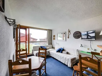 Un ou plusieurs lits dans un hébergement de l'établissement Appartement 2 pièces, 5 pers, au pied des pistes, Arc 1800 - FR-1-411-982