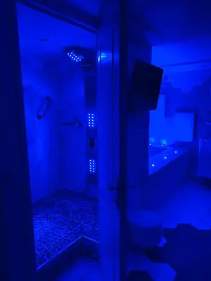 Un ou plusieurs lits dans un hébergement de l'établissement Ici, dort un Yeti