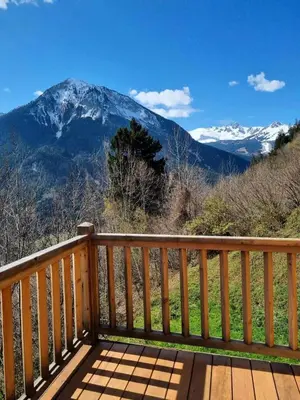 Vue générale sur la montagne ou vue sur la montagne depuis l'appartement