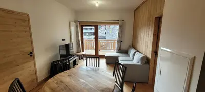 Télévision ou salle de divertissement dans l'établissement Vanoise Luxe Escape - Champagny La Plagne