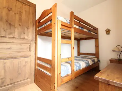 Un ou plusieurs lits dans un hébergement de l'établissement Duplex 3 chambres pour 8 personnes à Aussois - FR-1-508B-16