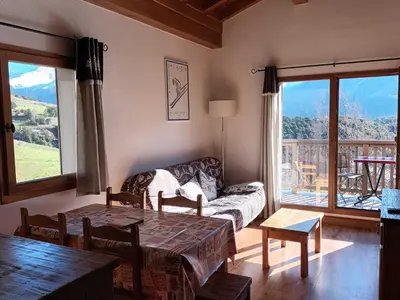 Vue générale sur la montagne ou vue sur la montagne depuis l'appartement