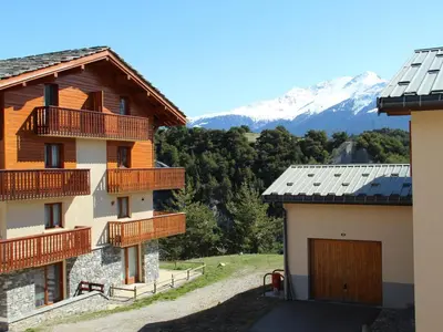 Vue générale sur la montagne ou vue sur la montagne depuis l'appartement