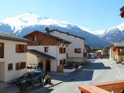 Vue générale sur la montagne ou vue sur la montagne depuis l'appartement