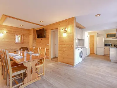 Cuisine ou kitchenette dans l'établissement Appartement rénové pour 8 pers. à Aussois - FR-1-508B-20